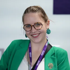 Lara - Prof d'aide aux devoirs - Reims