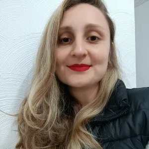 Aniele - Prof de auxílio na redação de dissertações e teses - Sumarezinho