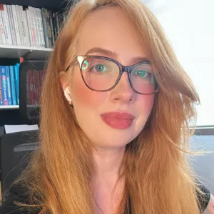 Débora - Prof de história - Chácara Primavera