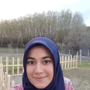 Nakşiye - Kuran okuma öğretmeni - 