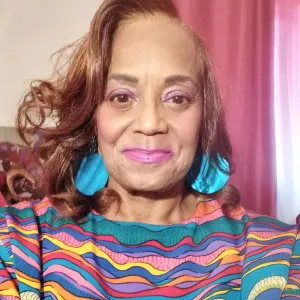Evonne - Sewing tutor - Portage