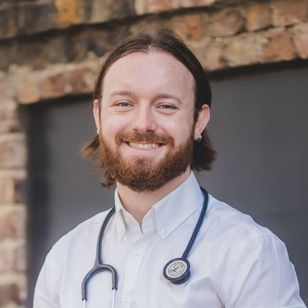 Junior Doctor and King's College London Graduate, Offering support for  medical students and medical admissions - I scored top 1% globally on the medical admission exams