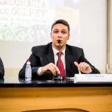Pedro - Prof de história - Maria da Graça