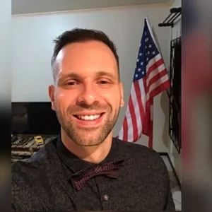 Jhonatan - ESOL tutor - Carianos