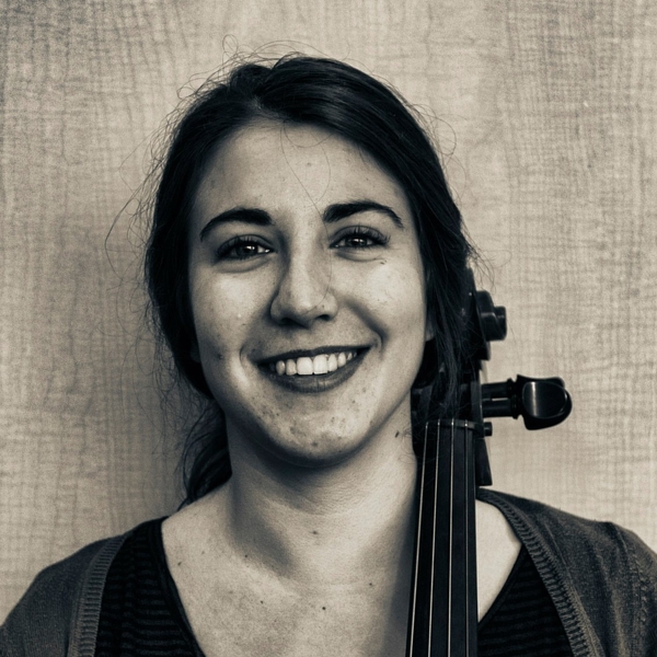 Cellist med Mastergrad ved NMH og pedagogisk erfaring tilbyr celloundervisning for alle nivåer