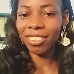 Esther - Maths tutor - Isiu