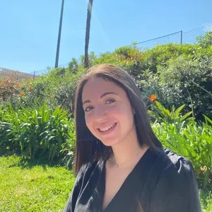 Joanne - Prof d'initiation informatique - Monaco