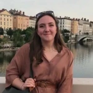 Justine - Prof de couture - Sainte-Euphémie
