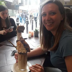 Briony - English tutor - London