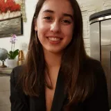 Inès - Prof de maths - Paris