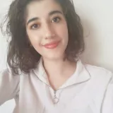 Ayşe - Matematik öğretmeni - İstanbul