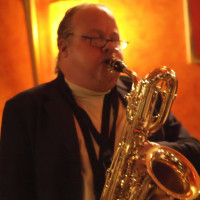 Saxophoniste et flûtiste Jazz 40 ans d'expérience donne cours instruments, harmonie et improvisation