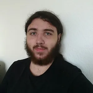 Corentin - Prof d'histoire - géo - Strasbourg