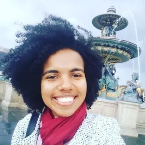 Cintia - Professor de francês - Timon