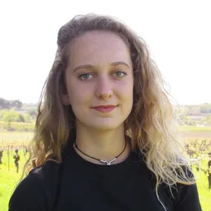 Emma - Prof de maths - Béziers