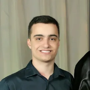 Renan - Professor de informática - Criciúma