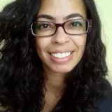 Bia - Prof de maquilhagem - 