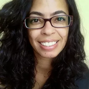 Bia - Prof de maquilhagem - 