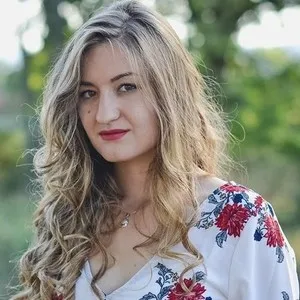 Julie - Prof d'aide aux devoirs - Saint-Étienne