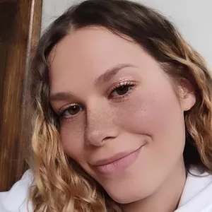 Lucie - Prof de français - Paris