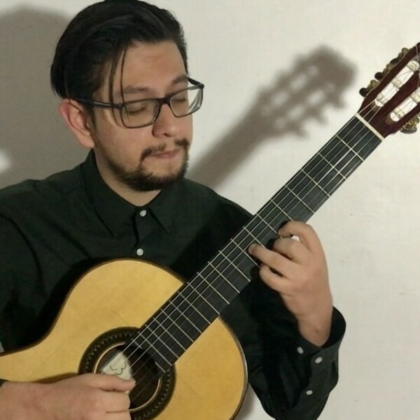 Estudiante de música de la FaM UNAM, Ofrece clases de guitarra acústica y eléctrica. Aprende a tocar de acuerdo a tus necesidades. ONLINE.
