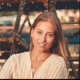 Mélanie - Prof d'aide aux devoirs - Oppède
