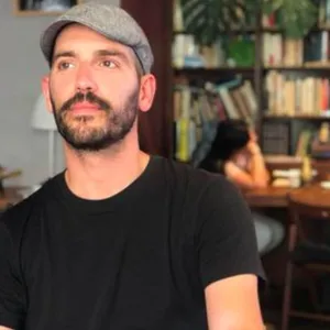 Saul - Prof de português para estrangeiros - Porto