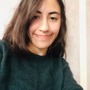 Manal - Prof d'anglais - Caen