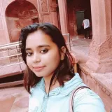 Priya - Maths tutor - Noida