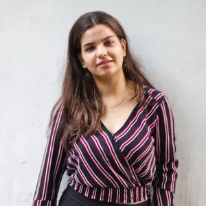 Falguni - English tutor - New Delhi