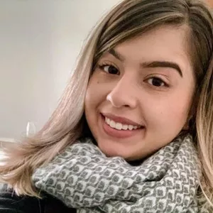 Bruna - Professor de Biologia - São Pelegrino