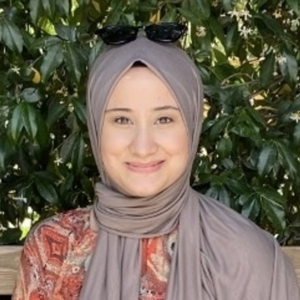 Seda - Ödevlere yardım öğretmeni - 