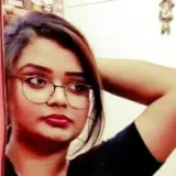 Shrestha - Economics tutor - Kolkata