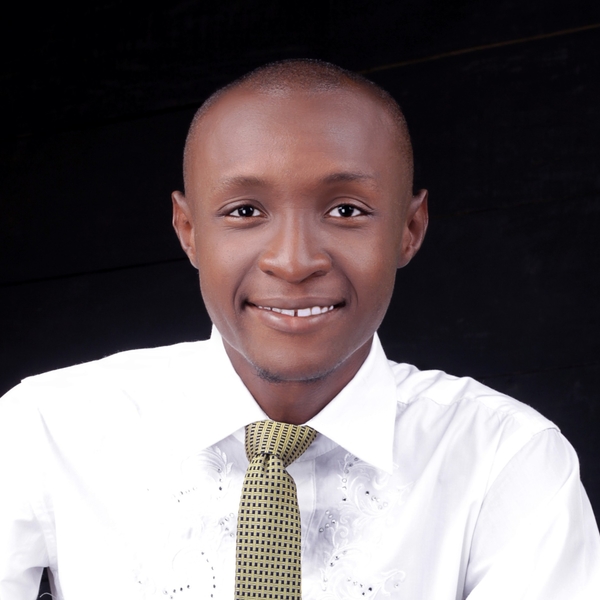 Pharmacy Student offering health courses up to University level in Enugu state.