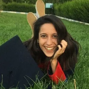Esra - Fen bilimleri öğretmeni - Dedeköy