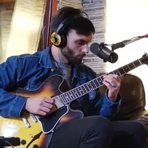 Giulio - Insegnante di chitarra - Roma