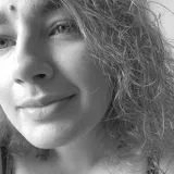 Clara - Prof de philosophie - Strasbourg