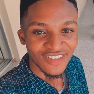 Favour - Biology tutor - Lagos