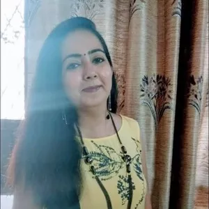 Neeru - History teacher - Ghaziabad