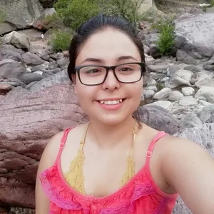 Shelssy - Profe de informática básica - 