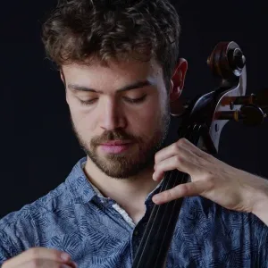 Alexandre - Prof de violoncelle - Louvain