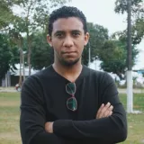 Leo - Professor de canto - 