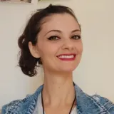 DIONÉIA - Prof de filosofia - Centro