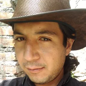 Panteranegra - profesor de arquitectura - Guanajuato