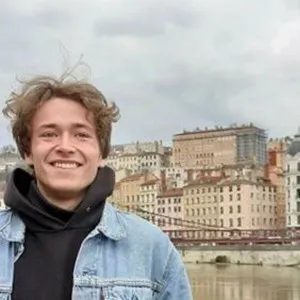 Aurélien - Prof de maths - Lyon