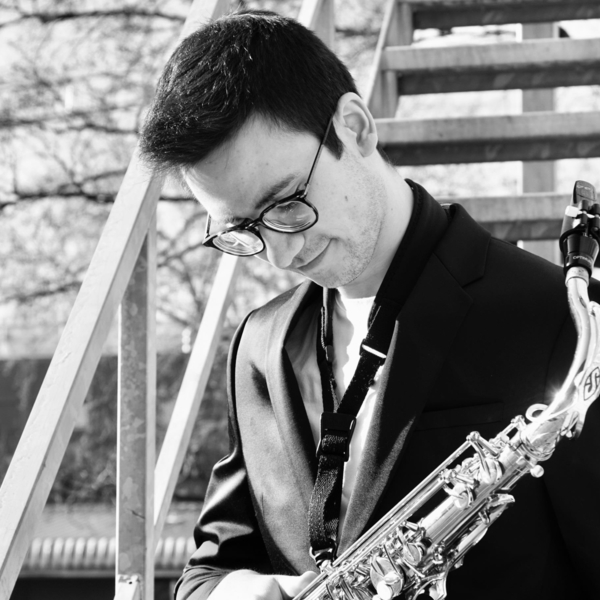 Professional saxophonist offering saxophone and music theory lessons for beginners to conservatory level students.