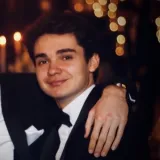 Josh - Prof d'histoire - géo - Strasbourg