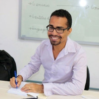 Ph.D. Teacher in Brazil offers great and cheap English Lessons. Let's begin!!!