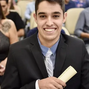 Carlos Eduardo - Prof de matemática - São Luiz