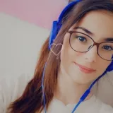 Ayse - Matematik öğretmeni - 